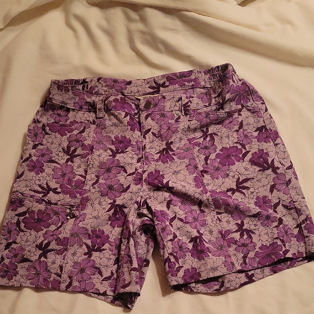 Duluth Trading Co Purple Floral Women's Shorts